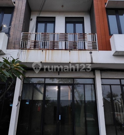 Ubud Village Ciledug Tangerang Shop House, 2 Floors, East Facing
