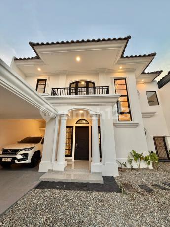 Brand New Rumah Puspita Loka Modern Classic, SHM, 2 Lantai Brand New Rumah Puspita Loka Modern Classic, SHM, 2 Lantai