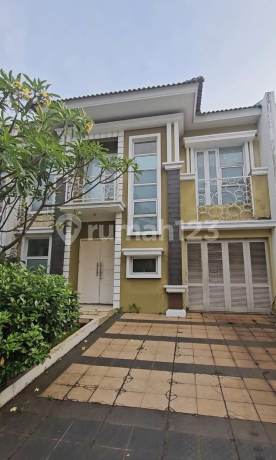 Wide 9 Position House on Boulevard in Fiordini Gading Serpong Cluster