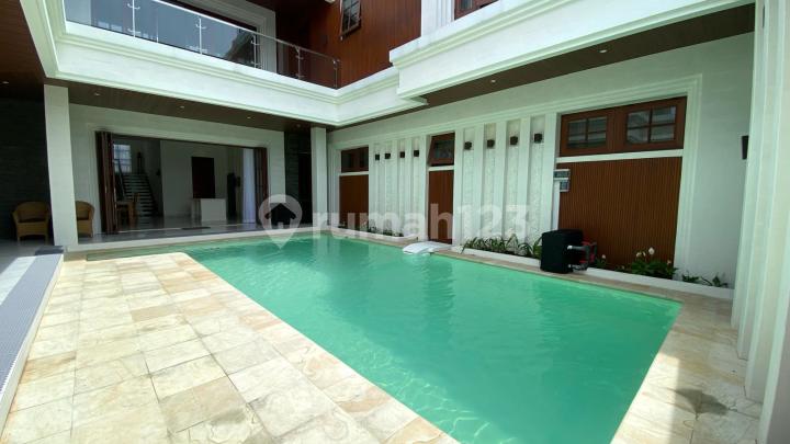 Luxury Villa House +Pool +Furnished Nice View at Dago Resort Bandung Luxury Villa House +Pool +Furnished Nice View at Dago Resort Bandung
