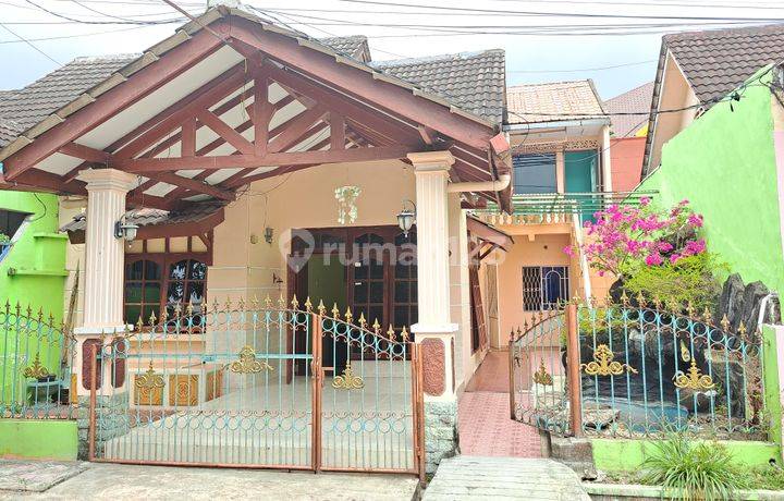 Rumah 2 Lantai Dijual Murah di Citra Batam
