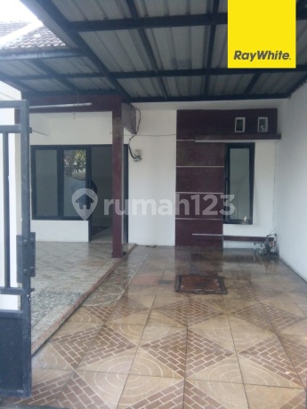 Dijual Rumah Siap Huni Strategis di Western Village Surabaya