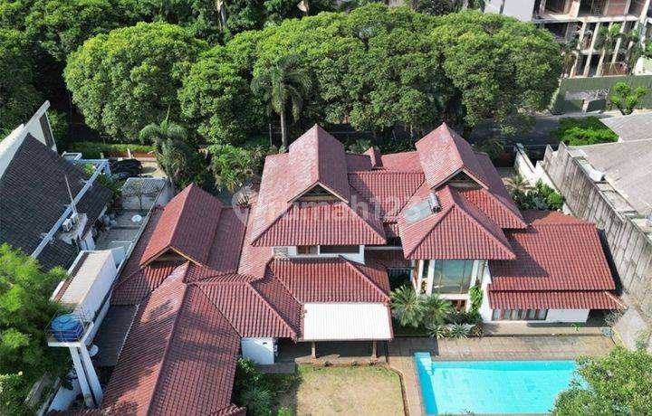 Rumah di Jl Duta Niaga Raya, Pondok Indah, Jaksel