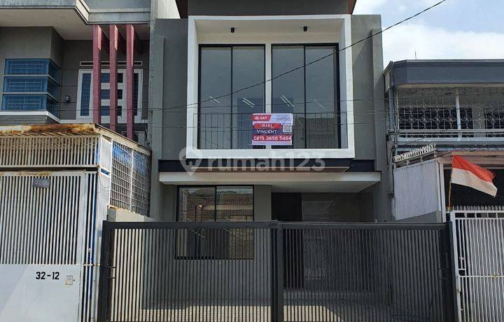 Rumah Baru Siap Huni di Komplek Sumber Sari