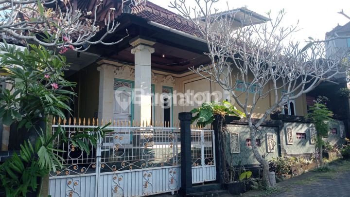 RUMAH NYAMAN 2 LANTAI DI  MURAH DI TAMAN PENTA JIMBARAN