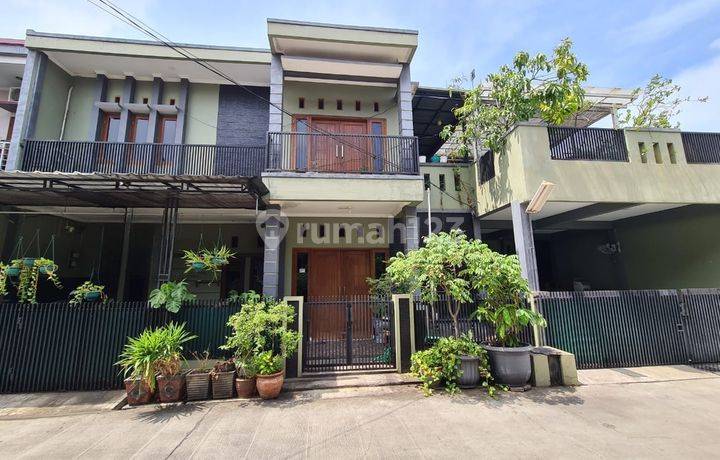 Di Jual Rumah Cantik Di Wisma Jaya Bekasi Timur 