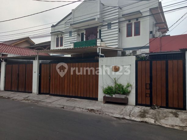Rumah di Komplek Peruri Ciledug Rumah di Komplek Peruri Ciledug
