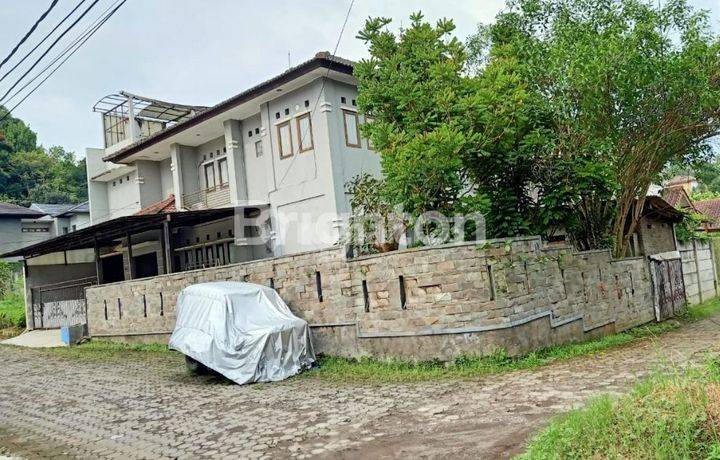 TURUN HARGA !!! RUMAH LUAS HOOK SIAP HUNI DEKAT KPAD GEGERKALONG
