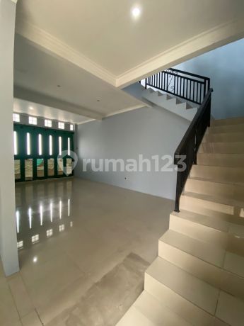 Dijual Ruko 2lantai plus Gudang penyimpanan di Melong Cijerah, Bandung