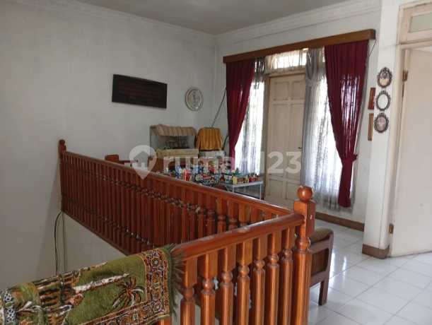 Dijual Rumah Holis Pesona Taman Burung Kota Bandung Dijual Rumah Holis Pesona Taman Burung Kota Bandung