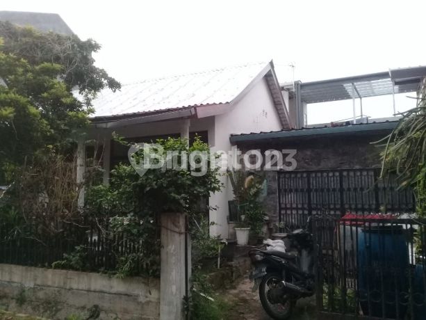 RUMAH ASRI NYAMAN LOKASI KEDUNG BADAK BARU