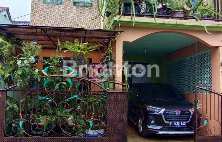 RUMAH 2 LANTAI DAN STRATEGIS DI GRAHA PAJAJARAN