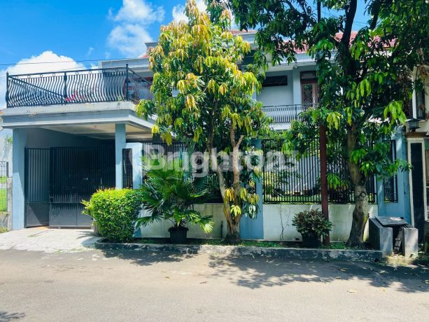 RUMAH 2 LANTAI DEPAN TAMAN DALAM CLUSTER BUKIT CIMANGGU CITY