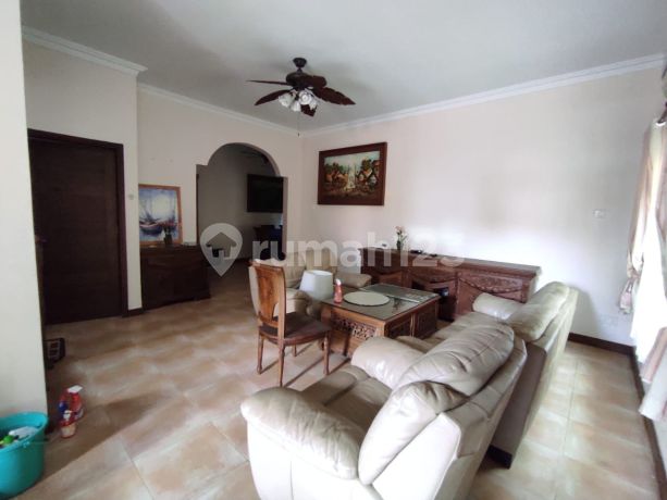 Jual Rumah 2 Lantai Rapi, Cantik, Lingkungan Asri di Beverly Garden, Batam Center