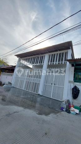 Terenovasi Rumah 1 Lantai di Taman Dadap Indah