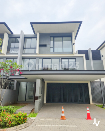 Dijual Rumah Lyndon Navapark Termurah 17 Miliyar