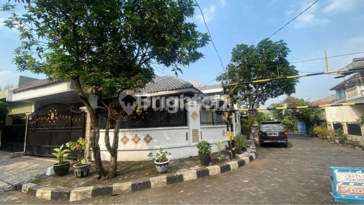 RUMAH DI LEMBAH HARAPAN POSISI HOOK