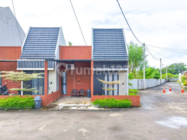 Land 95 Minimalist House 15 Minutes to BSD Toll Gate 1 East Facing J41116 Land 95 Minimalist House 15 Minutes to BSD Toll Gate 1 East Facing J41116