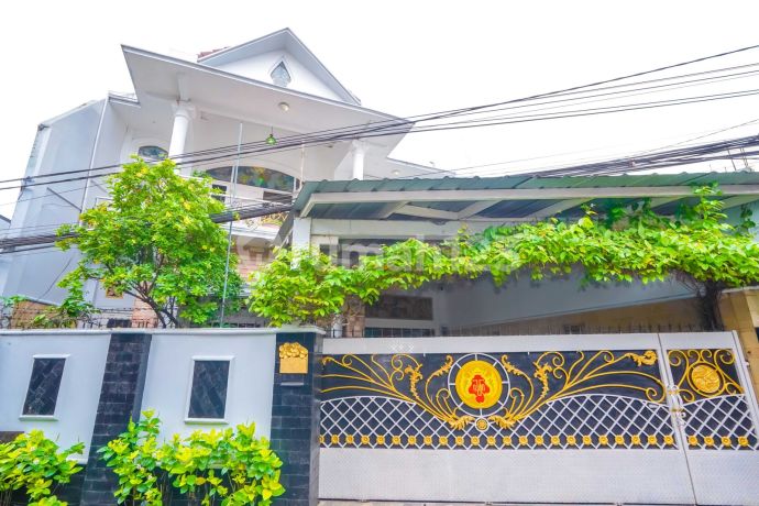 Land 151 m² SHM Facing North 10 Minutes to Aeon Mall Tanjung Barat J-17334