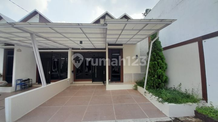 Strategic House 7 Minutes to Permata Hospital Depok SHM Flood-Free J39939