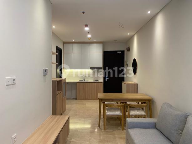 Disewakan Murah Luxury Apartment Sudirman Suites Jakarta Pusat - Very Good Condition Furnished - 2 Bedrooms