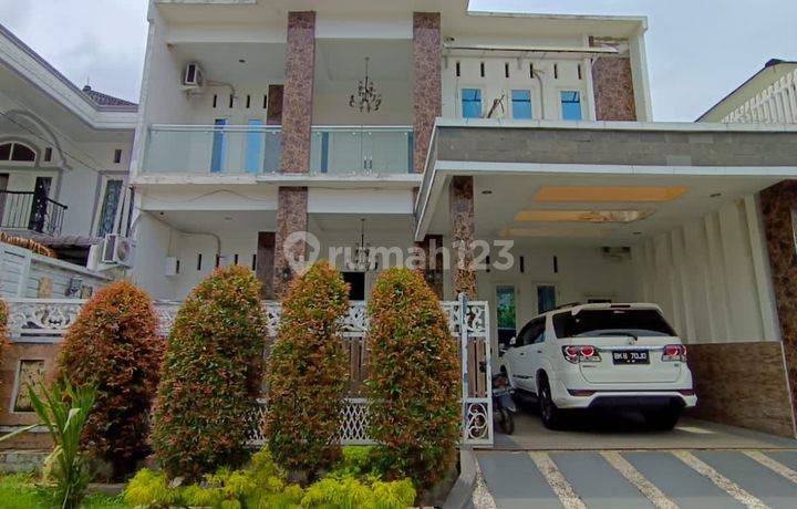Rumah 2 Lantai Komplek Tasbih 1 di Jl. Setia Budi, Tj. Sari, Kec. Medan Selayang, Kota Medan, Sumatera Utara, Medan Sunggal