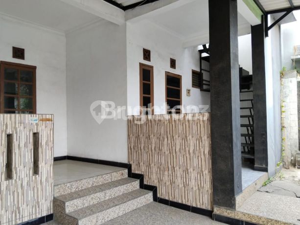 RUMAH SIAP HUNI DI VILLA JAPOS TANGERANG SELATAN RUMAH SIAP HUNI DI VILLA JAPOS TANGERANG SELATAN