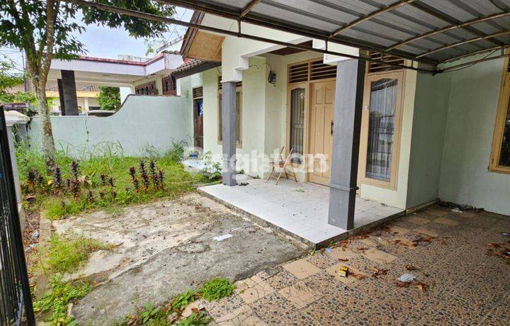 Rumah dijual di pondok surya 