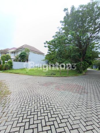 Kavling hook dijual di perumahan Darmo hill