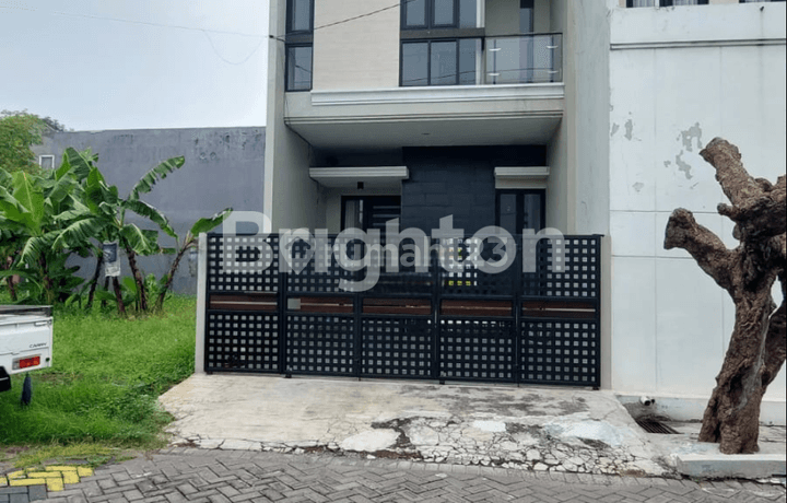 MURAH RUMAH 2 LANTAI SIAP HUNI DI PONDOK CANDRA – KONDISI SEPERTI BARU!