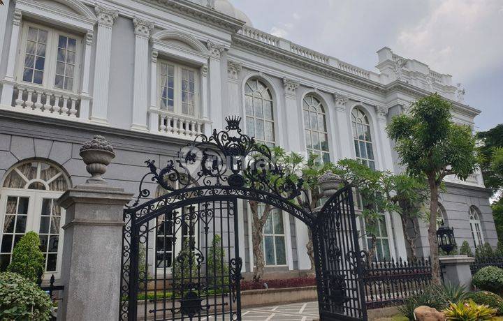 Dijual Rumah Mewah Ebony Golf Pantai Indah Kapuk Jakarta Utara