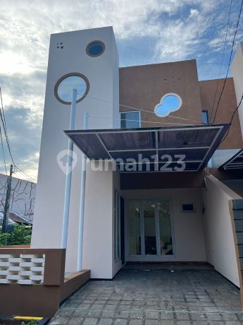 Dijual Murah Sekali Rumah Cantik Modern 2 Lantai di Duta Bumi Hi Bekasi Barat