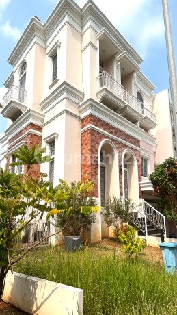 3 Lantai Rumah di Royal Gading Mansion, Kelapa Gading, Jakarta Utara, Kelapa Gading Bagus SHM - Sertifikat Hak Milik Semi Furnished 3 Lantai Rumah di Royal Gading Mansion, Kelapa Gading, Jakarta Utara, Kelapa Gading Bagus SHM - Sertifikat Hak Milik Semi Furnished
