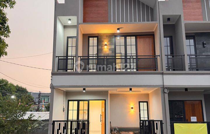 Rumah Dijual Di Tanah Baru Depok Dekat Pintu Tol Kukusan Dan Ui
