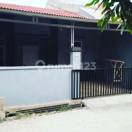 Rumah di Persada Banten Serang