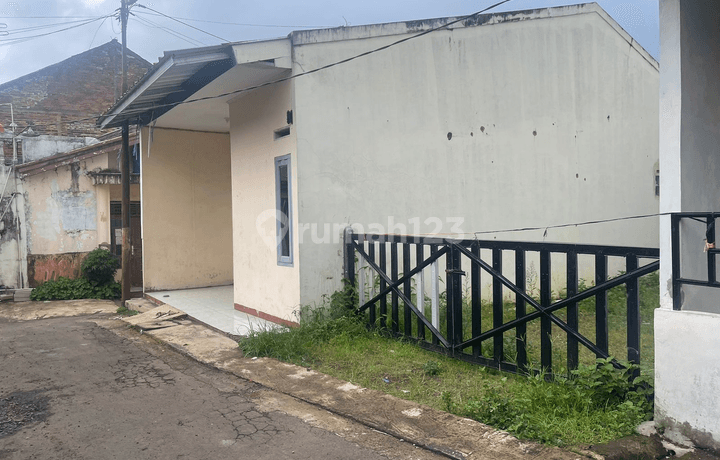 Rumah Tinggal Dalam Perumahan Surya Indah Sukabumi