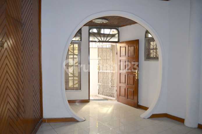 Dijual Rumah Gunung Sahari Siap Huni 