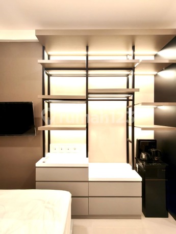 Furnish Mewah Apartemen Ciputra World The Vertu