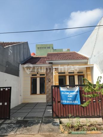 For Sale: Affordable Residence, Land Area 72 sqm in Bekasi Timur Regency Mustikajaya