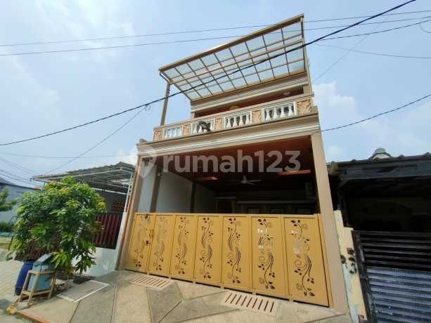 Rumah Mewah Dijual Vida Bekasi Desain Modern Lokasi Strategis!