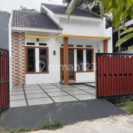 Di Jual Rumah Murah 3 Kamar Tidur di Senopati Estate Bekasi Timur Di Jual Rumah Murah 3 Kamar Tidur di Senopati Estate Bekasi Timur