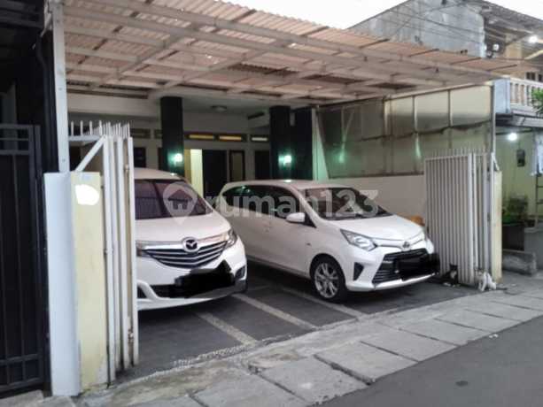 dijual rumah rapih siap huni lokasi strategis kebayoran baru dijual rumah rapih siap huni lokasi strategis kebayoran baru
