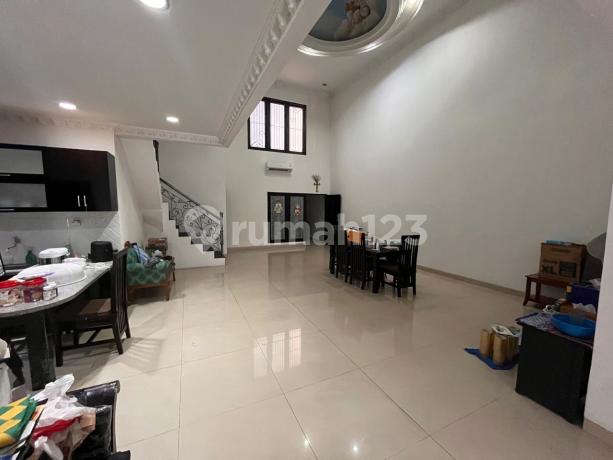 Rumah SHM 2 Lantai Sunter Bisma