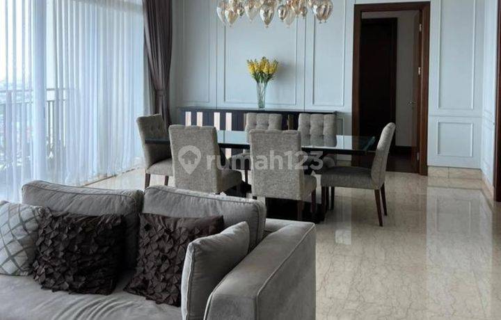 Apartment Pakubuwono Signature 4 BR Furnished