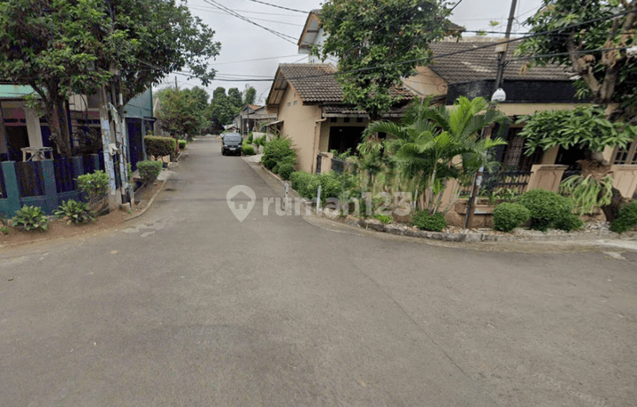 DIJUAL RUMAH BU DI BUKIT SERUA INDAH CIPUTAT SANGAT TERAWAT