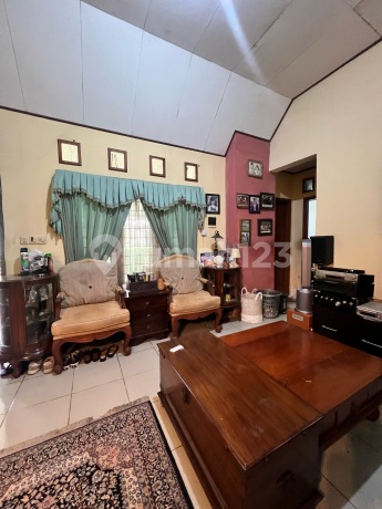 Rumah Klasik Asri dan Nyaman di Pakuan Bogor