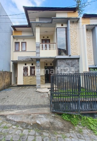 Rumah 2 Lantai di Cargo Permai, Dekat Citraland dan Gereja Katolik