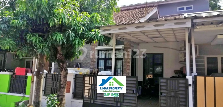 House Renovated Good Price in Limus Pratama Regency House Renovated Good Price in Limus Pratama Regency