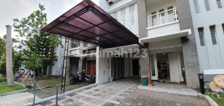 Rumah Jogja Dalam Perumahan Jln Palagan Utara Hotel Hyatt 