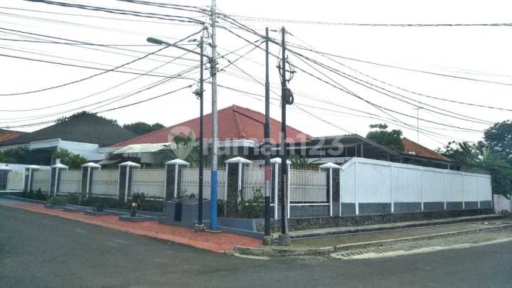 Rumah Dijual Mewah Tanah Luas Komplek Waringin Permai Rumah Dijual Mewah Tanah Luas Komplek Waringin Permai